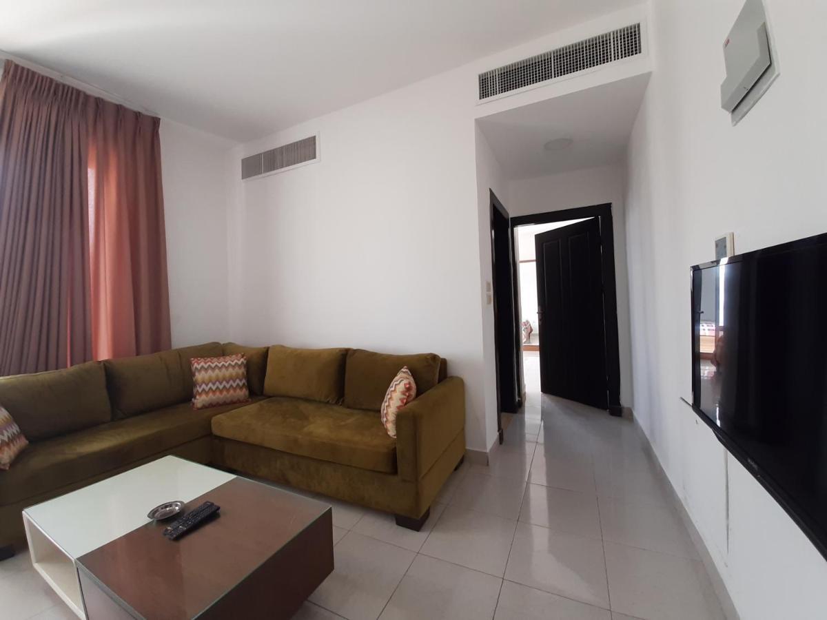 Furnished Apartments Near Mcdonald'S Al-Madina Al-Monawara St Amman Extérieur photo